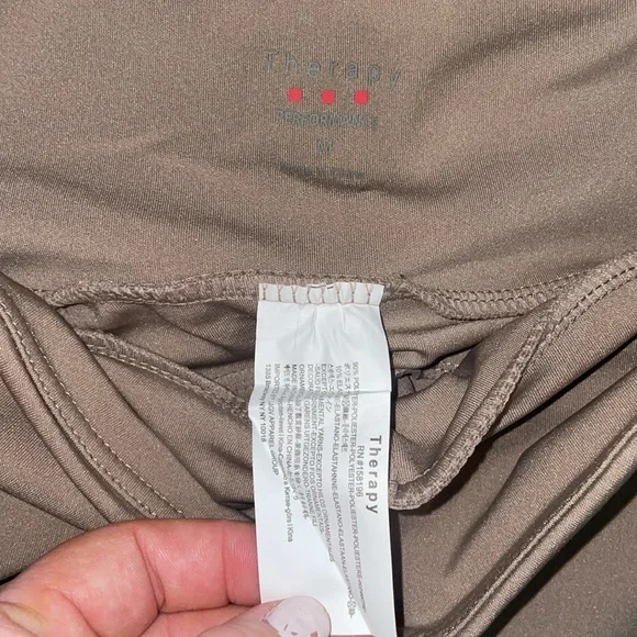 Therapy High Waisted Leggings with Slant Zipper Pockets - medium NWT - Picture 6 of 7